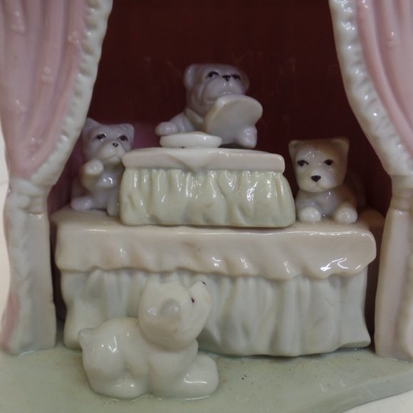 Simson Giftware Co. Home Buddies "Board Meeting" Ceramic Figurine Apx 6" X 6" - Picture 2 of 14